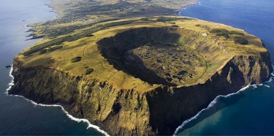 Rano Kau + Orongo + Vinapu